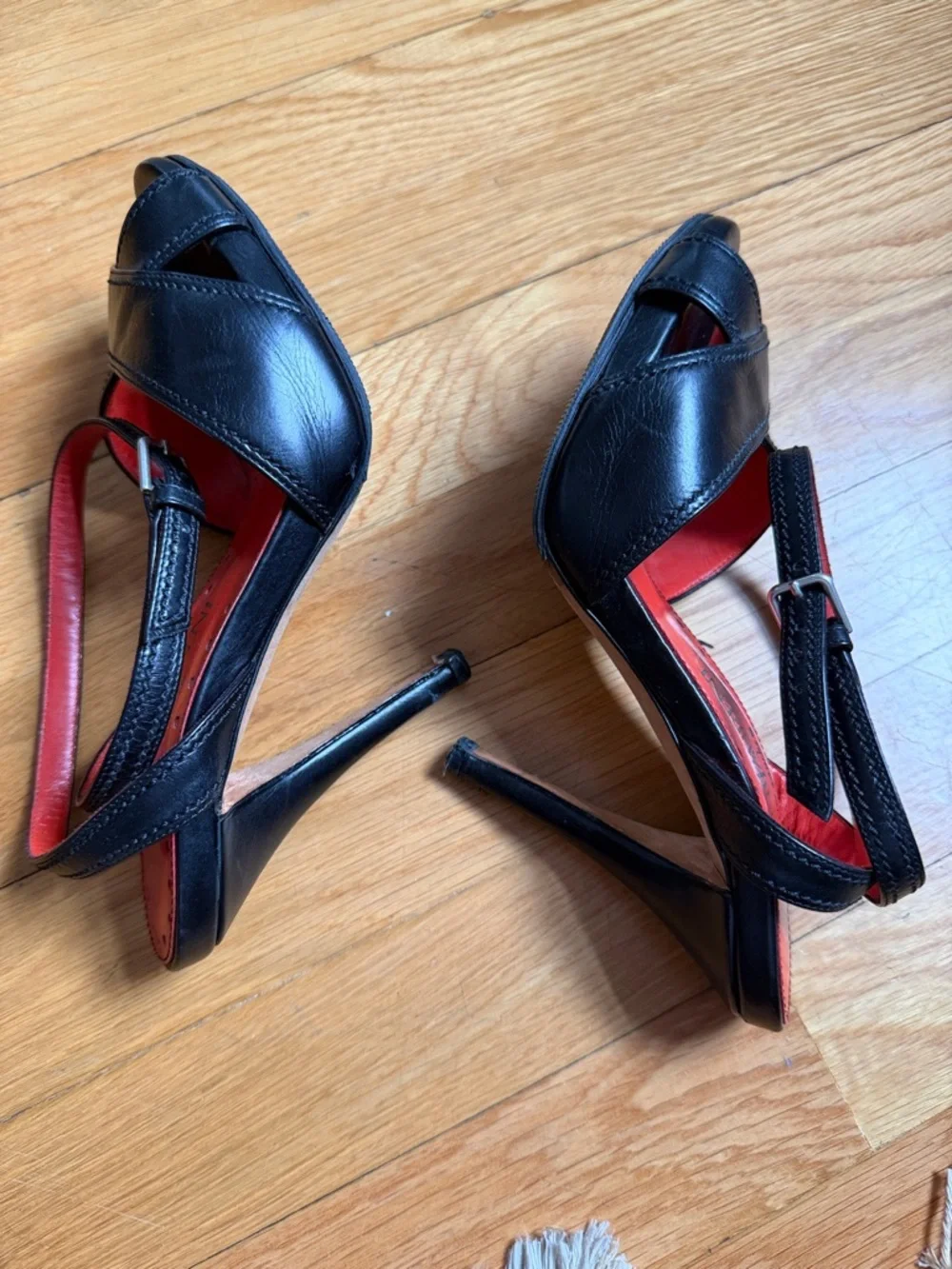 Saint Laurent Black Leather Crisscross Open-Toe Heels with Red Insole - Picture 5 of 6